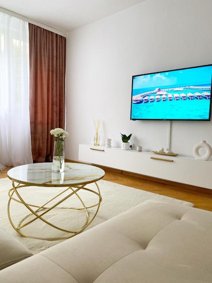 Apartament Timisoara Central Apartament Zewnętrze zdjęcie